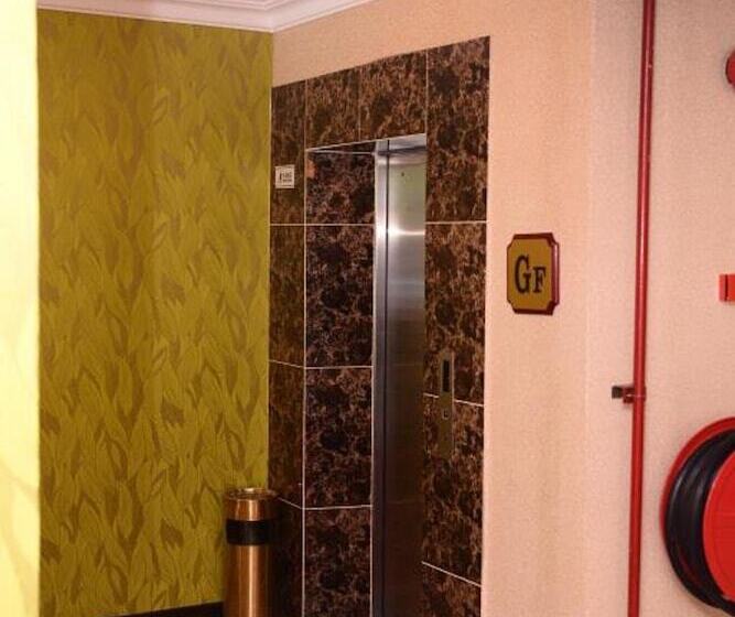 호텔 Grand Palace Ampang