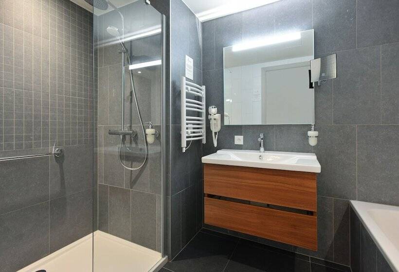 בית מלון כפרי Martin S All Suites