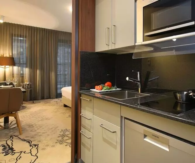 Hotelli Martin S All Suites