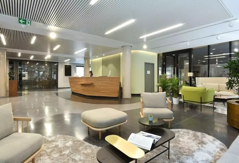 Hotelli Martin S All Suites