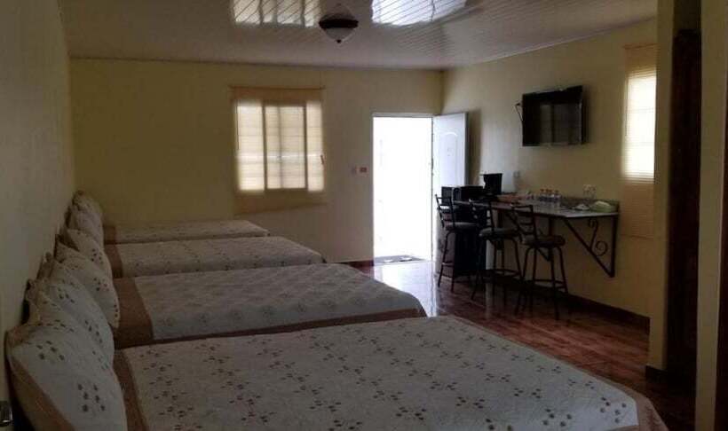 فندق صغير B&d Lodgings