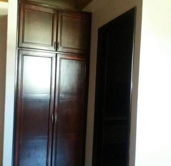 فندق صغير B&d Lodgings