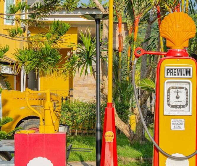 Apinya Resort Bangsarey