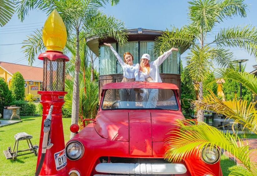 Apinya Resort Bangsarey