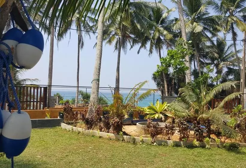 Aamiaismajoitus (B&B) Ocean Caves, Balapitiya