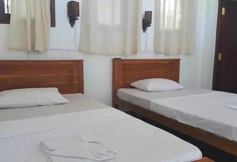 Aamiaismajoitus (B&B) Ocean Caves, Balapitiya