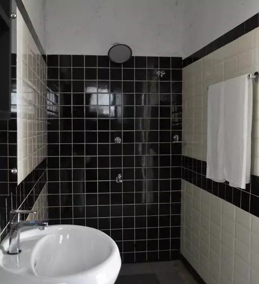 Aamiaismajoitus (B&B) Ocean Caves, Balapitiya