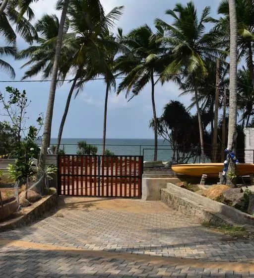 Aamiaismajoitus (B&B) Ocean Caves, Balapitiya