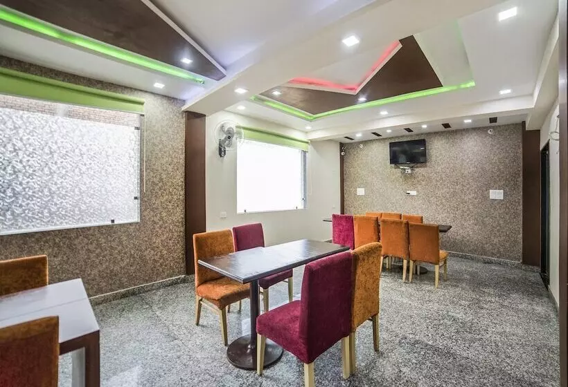 Fabhotel Glorify Stay