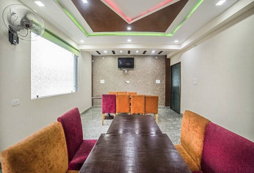 Fabhotel Glorify Stay