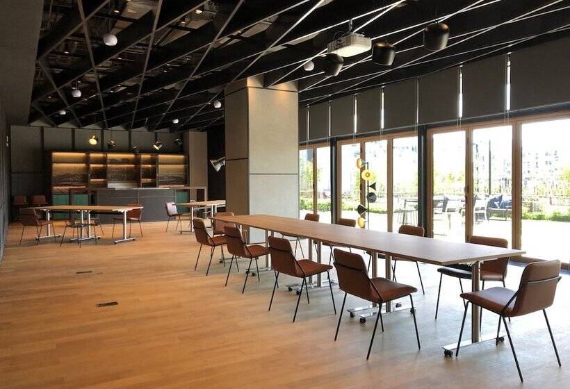 Hotel Artyzen Habitat Hongqiao Shanghai Korean Street