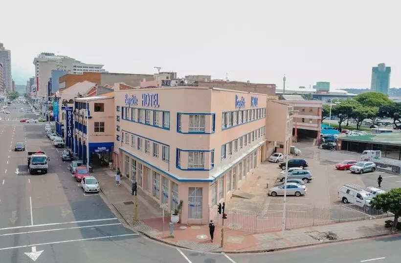 Bayside Hotel 116 West Street
