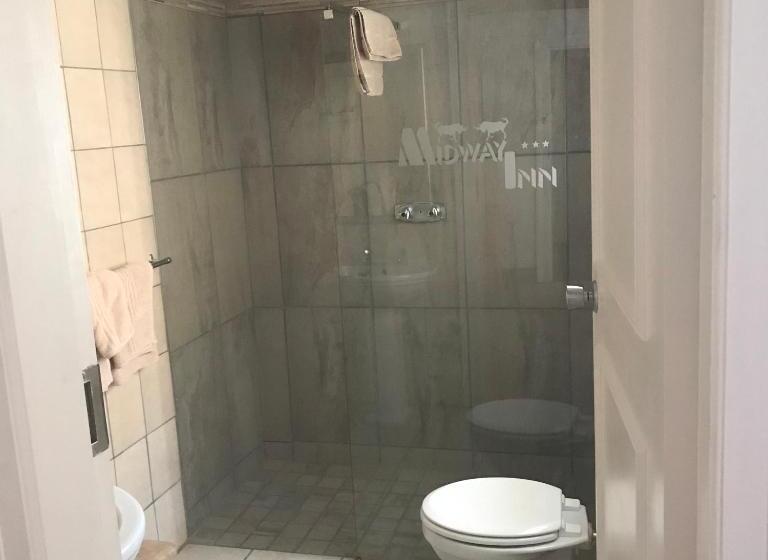 ホテル Midway Inn