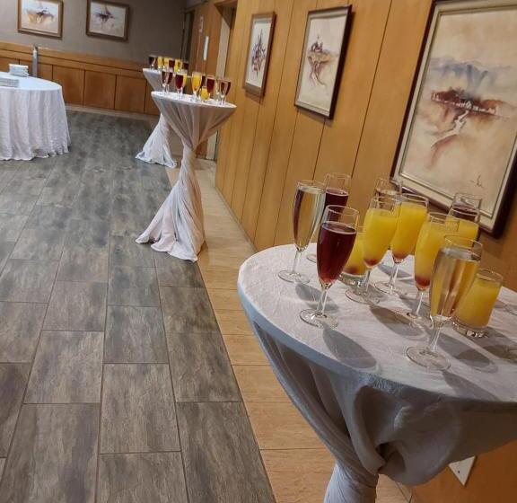 ホテル Midway Inn