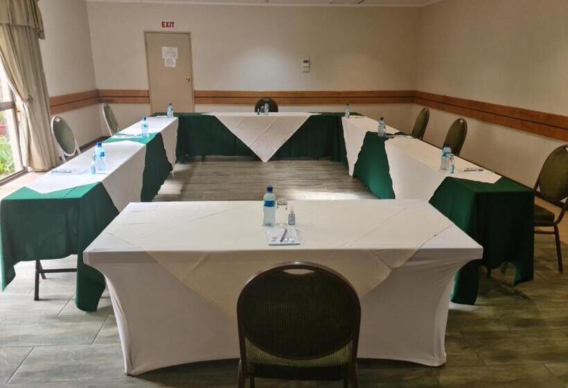 ホテル Midway Inn