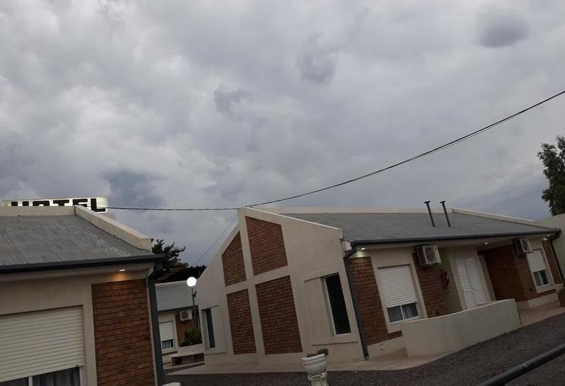 בית מלון כפרי Río