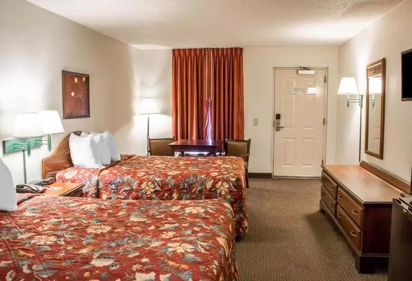 ホテル Rodeway Inn