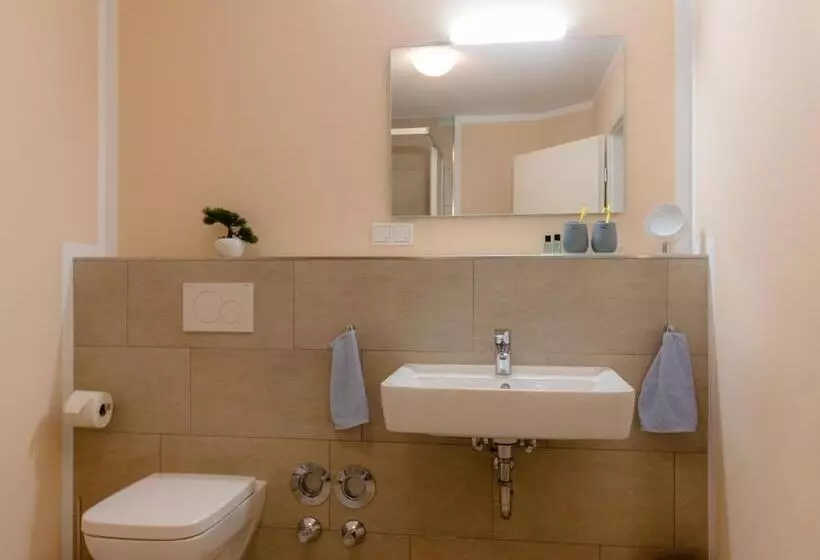 Hotelli Zum Postwagen