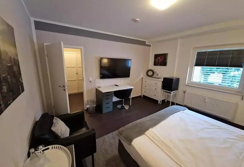 Hotelli Zum Postwagen