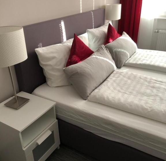 酒店 Zum Postwagen