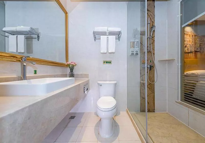 Vienna Hotel Wuhan Panlong City