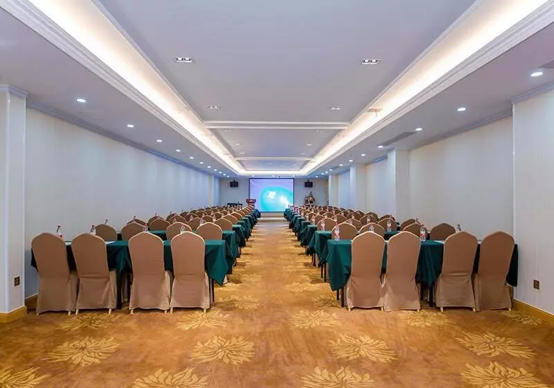 Vienna Hotel Wuhan Panlong City