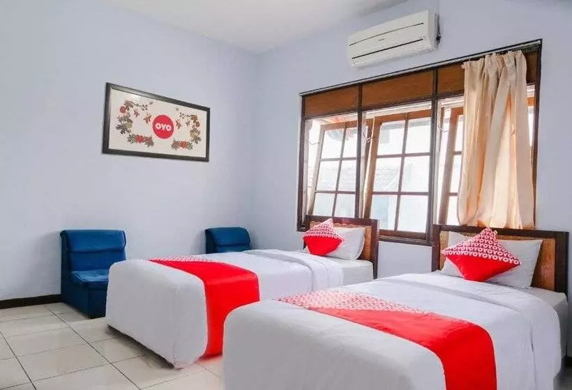 O Arjosari Near Plaza Araya Formerly Hotel Nugraha
