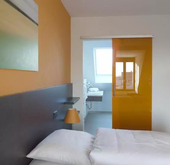 Kh Hotel Mit Restaurant