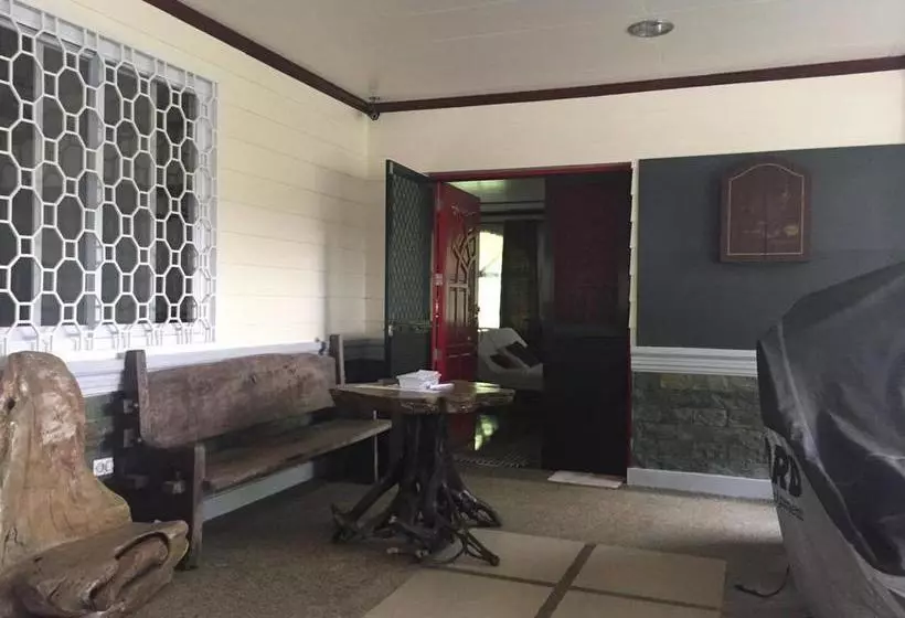 Bahay Hignaw Inn Bed & Breakfast