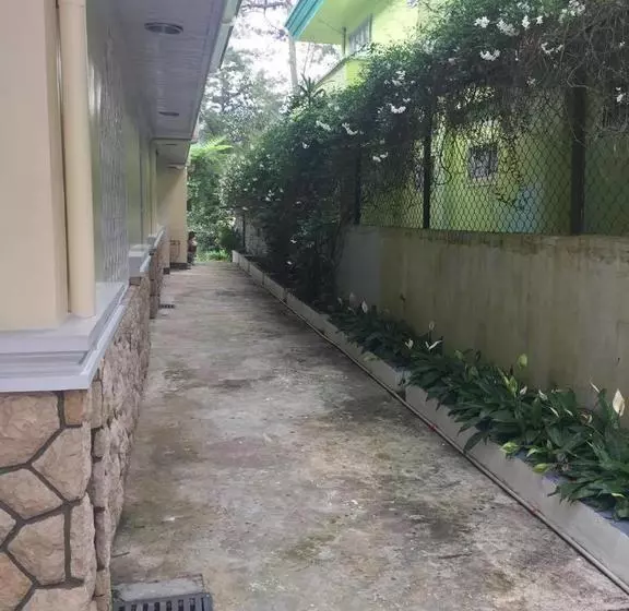 Bahay Hignaw Inn Bed & Breakfast