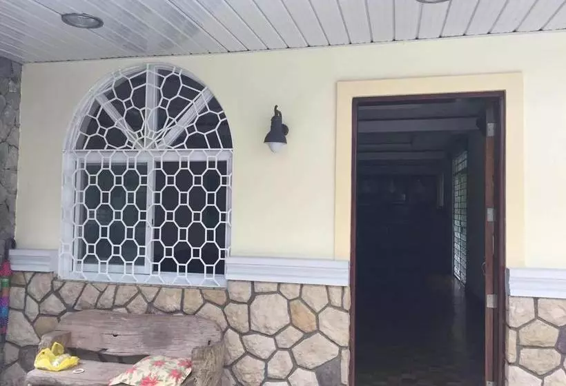 Bahay Hignaw Inn Bed & Breakfast