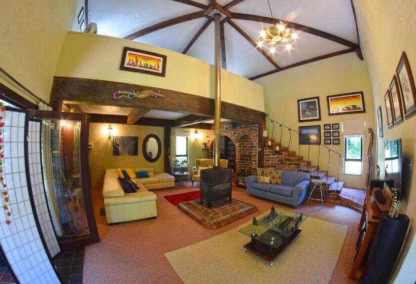 민박 Tepopo Gardens & Accommodation