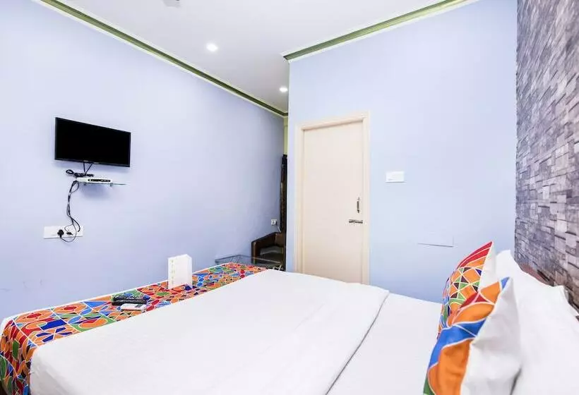 ホテル Nest Park Street