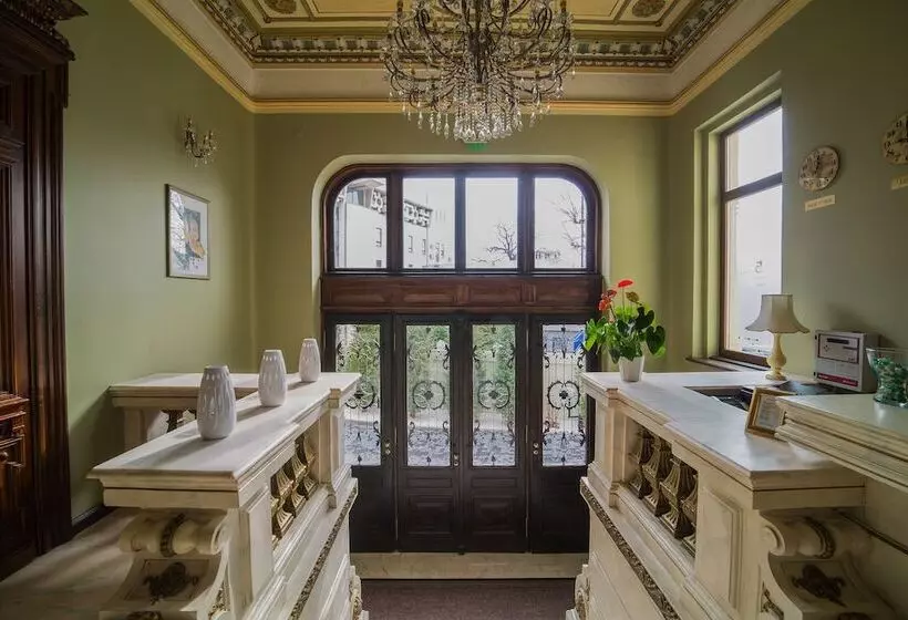 Hotelli 5 Continents