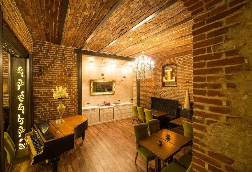 Hotelli 5 Continents