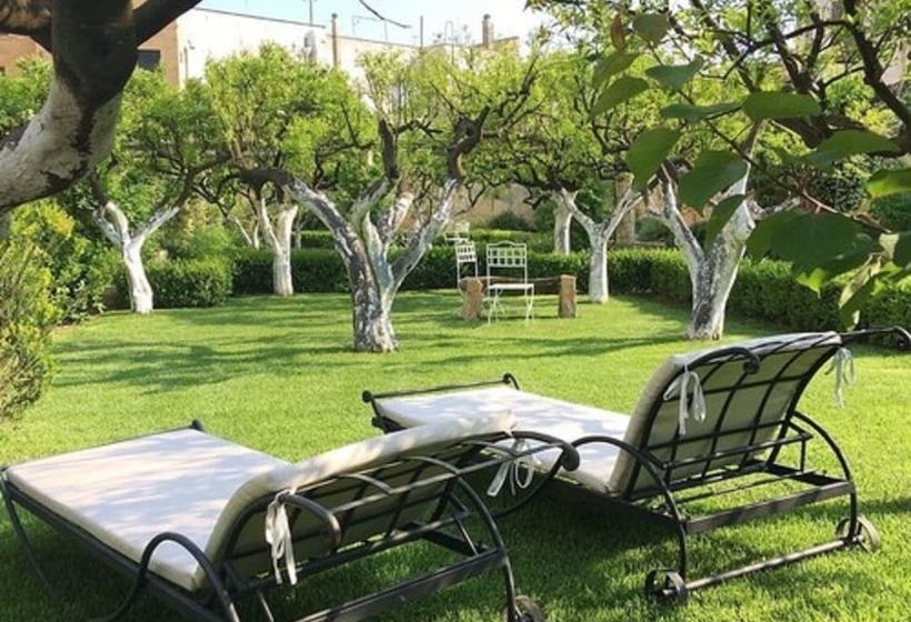 בית מלון כפרי Castello Di Ugento