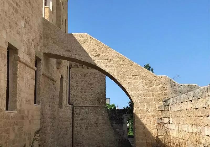 ホテル Castello Di Ugento
