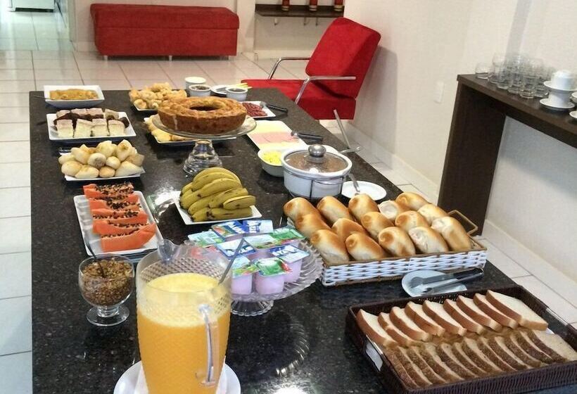 בית מלון כפרי Guga S