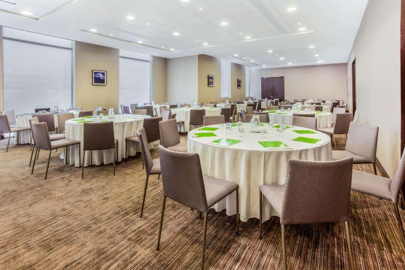 فندق La Quinta By Wyndham Santiago Aeropuerto