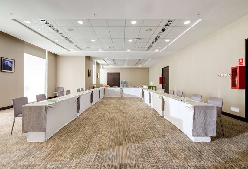 فندق La Quinta By Wyndham Santiago Aeropuerto