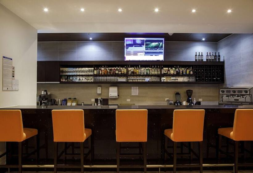 فندق La Quinta By Wyndham Santiago Aeropuerto