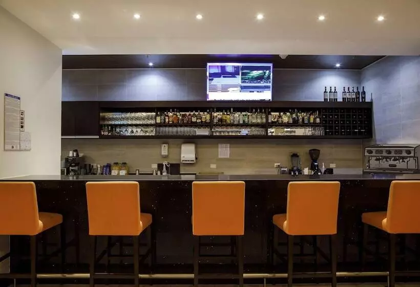 Hotelli La Quinta By Wyndham Santiago Aeropuerto