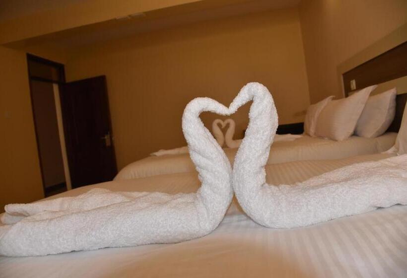 هتل Mara Frontier