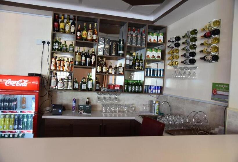 هتل Mara Frontier