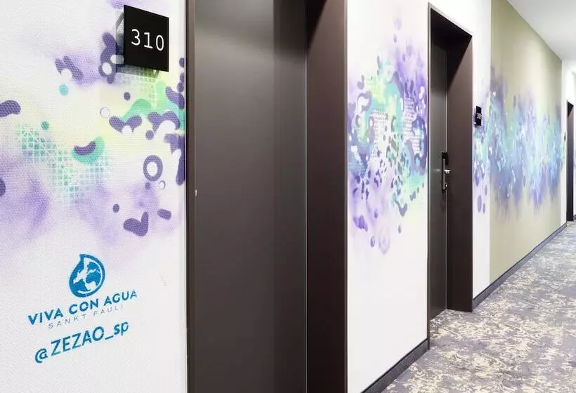 ホテル Holiday Inn   The Niu, Saddle Fürth, An Ihg