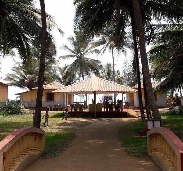 Отель Pears Beach Resort