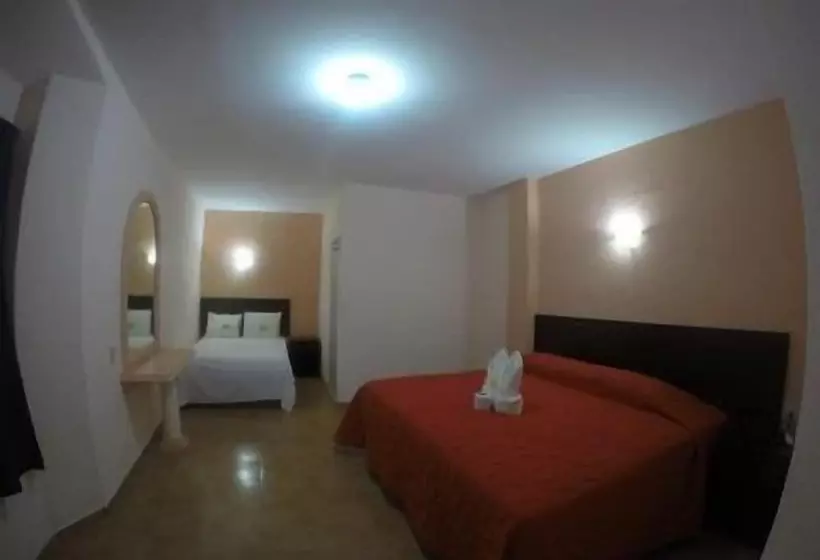 هتل Plaza Centro Historico