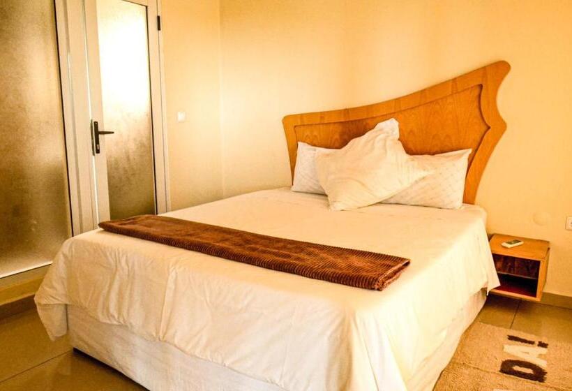 בית מלון כפרי Ponta View