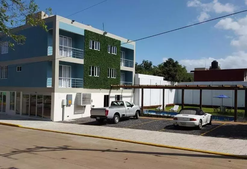 ホテル Relax Inn Suites