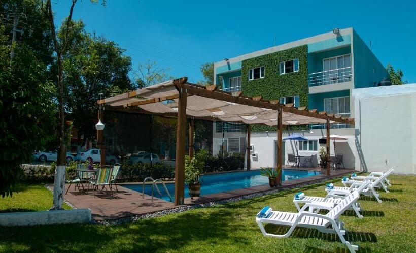 Szálloda Relax Inn Suites